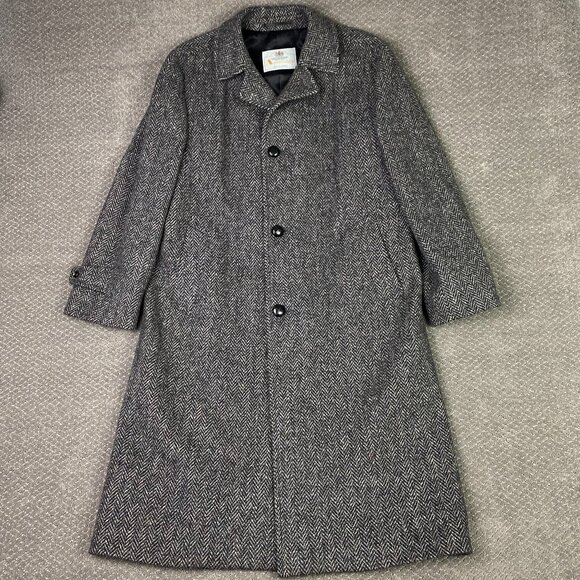 Vintage Aquascutum Herringbone Tweed Overcoat Topcoat Coat Men's 42R Gray Wool - Picture 1 of 16